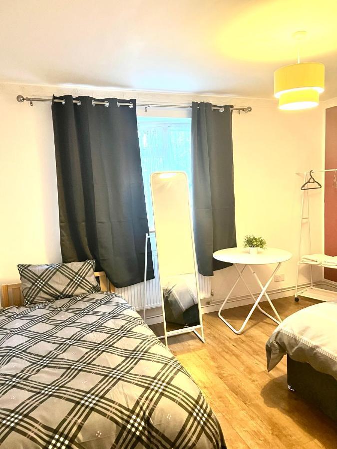 Large Room With Two Bed In Central London Londres Exterior foto